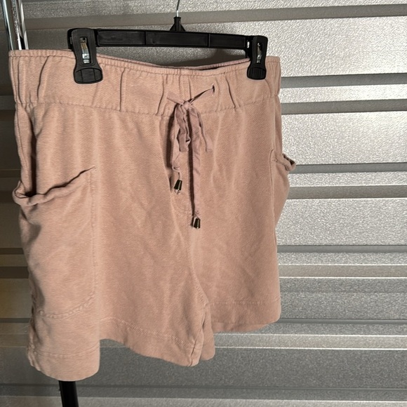 Wrap London Blush Pink Cargo Shorts, Size 12 - Picture 2 of 6